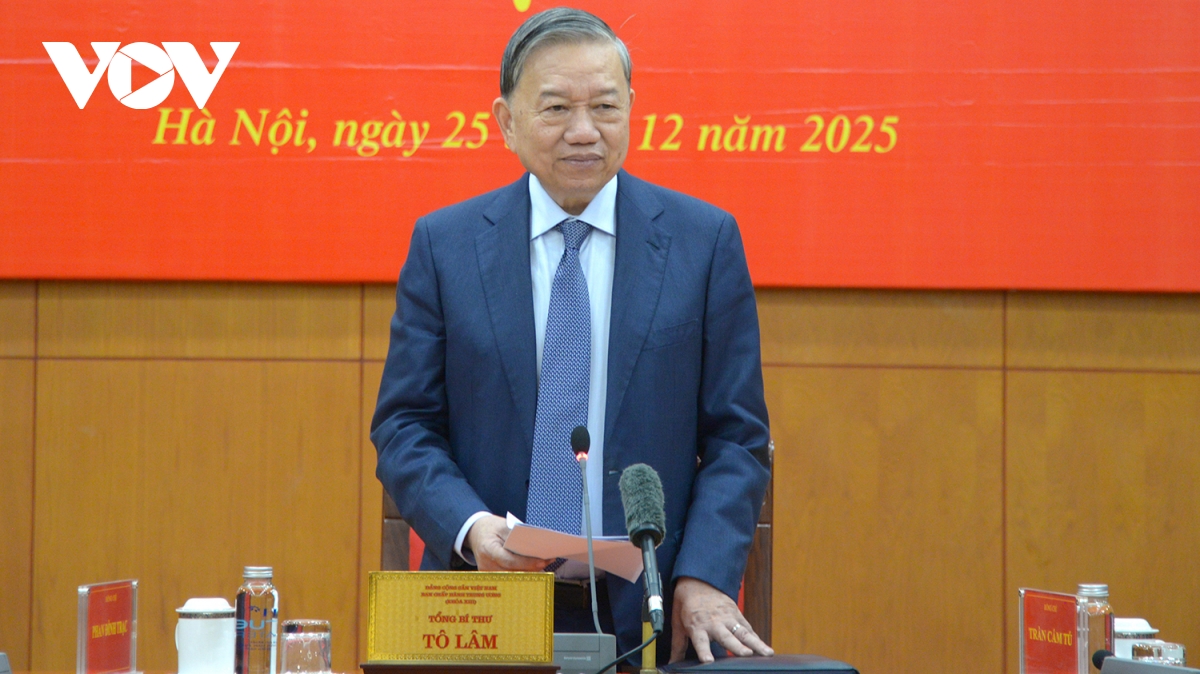 Tổng Bí thư: Tăng cường kiểm soát quyền lực, xử lý dứt điểm “tham nhũng vặt”